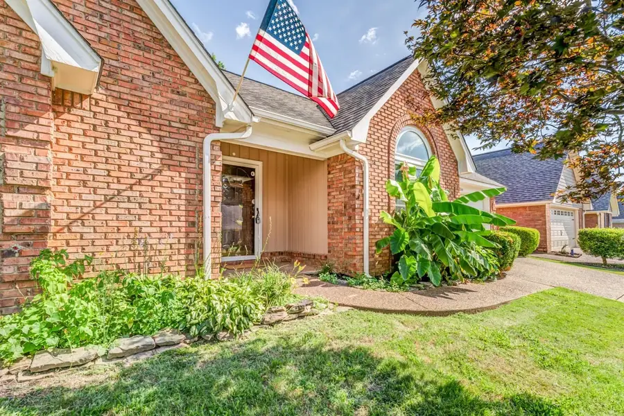 8243 CRIMSON CREEK DR, Cordova, TN 38016 - #2