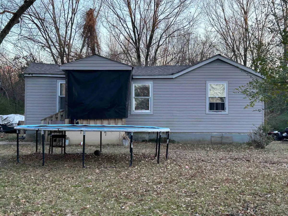 3679 VICTORY HEIGHTS LN, Memphis, TN 38118-0000 - #1