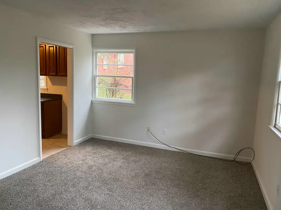 3499 ROCHESTER RD, Memphis, TN 38109 - #2