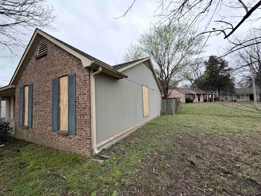 5739 ASHRIDGE PL, Memphis, TN 38141 - #2