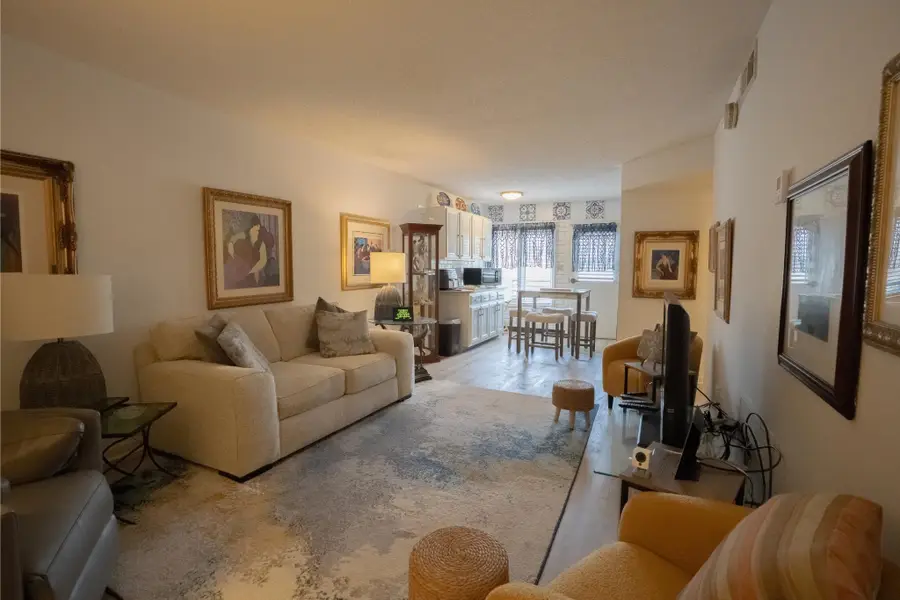 3589 COVINGTON PIKE #201, Memphis, TN 38128 - #2