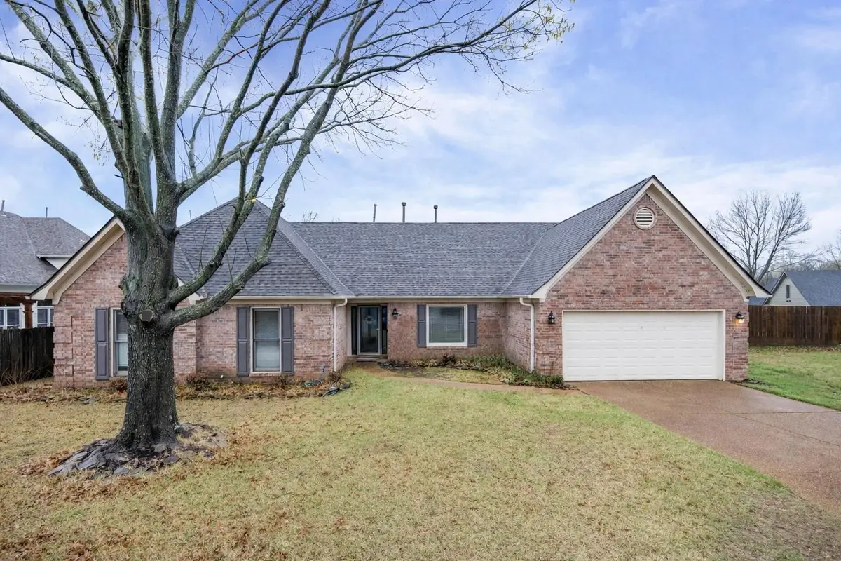 3904 BLUE SHORE CV, Lakeland, TN 38002 - #1
