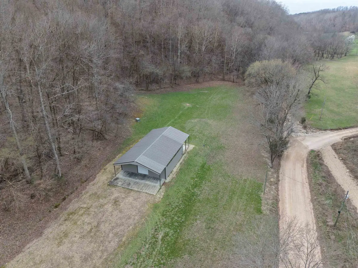 3482 WATERFALL CREEK RD, Collinwood, TN 38450 - #1