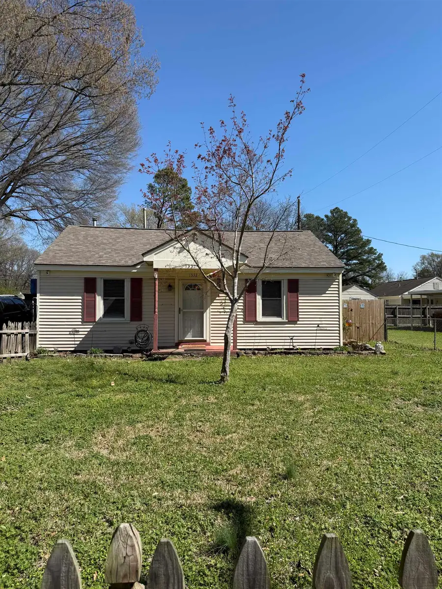 1332 WELLS STATION RD, Memphis, TN 38108 - #2