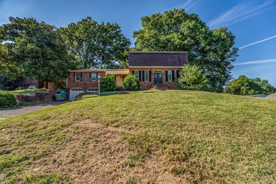 2044 POMONA AVE, Memphis, TN 38116 - #2