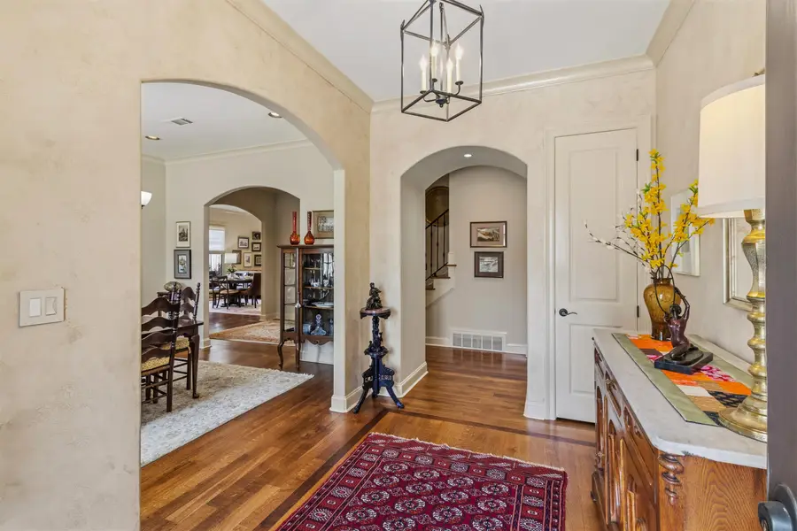 274 EASTLAND DR, Memphis, TN 38111 - #2