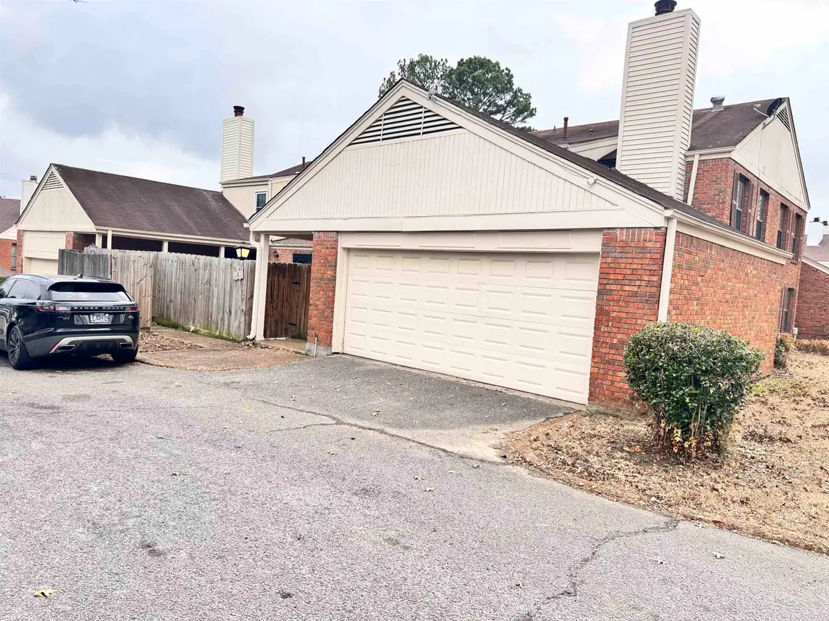 3647 NORTHCLIFFE DR #1, Memphis, TN 38128 - #1