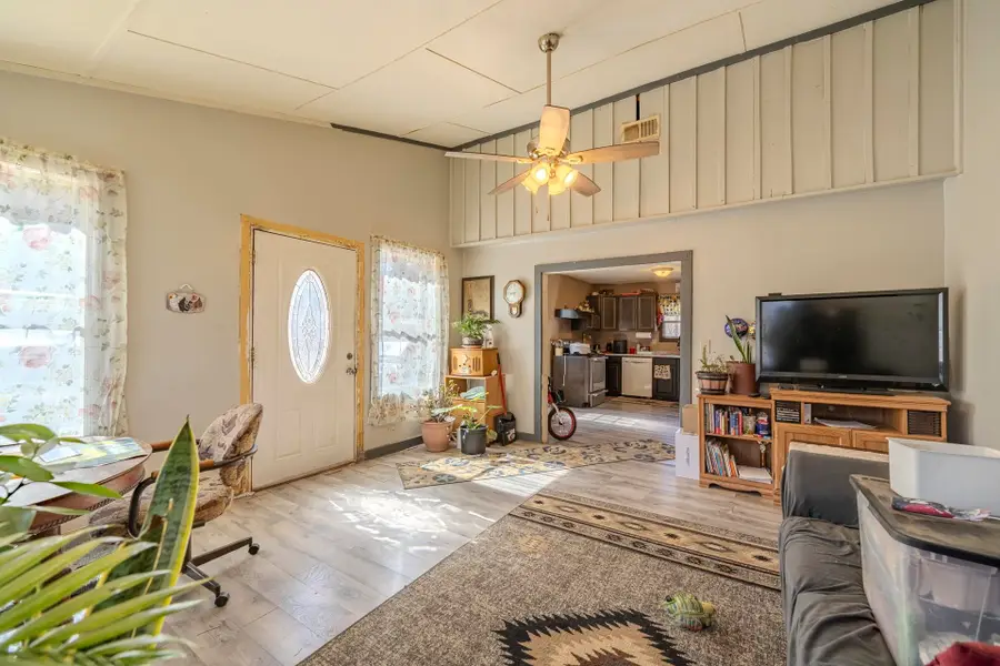 590 BURKS RD, Savannah, TN 38372 - #2