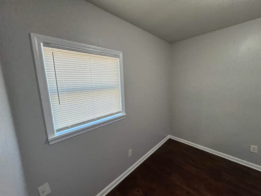 4597 WINDWARD DR, Memphis, TN 38109 - #2