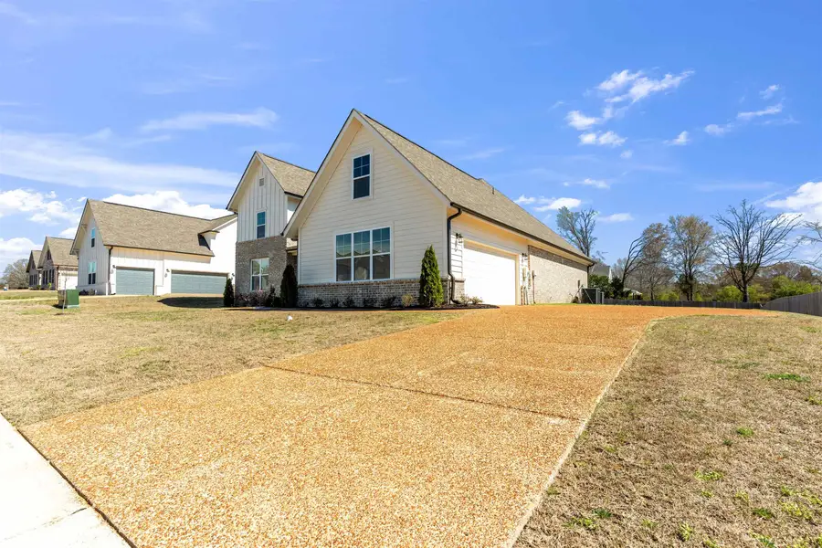 3938 MCELROY FARMS DR, Olive Branch, MS 38654-1071 - #3