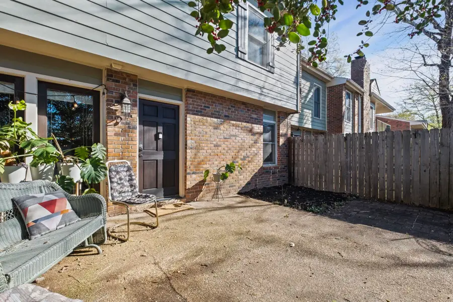 1672 CENTRAL AVE, Memphis, TN 38104 - #3