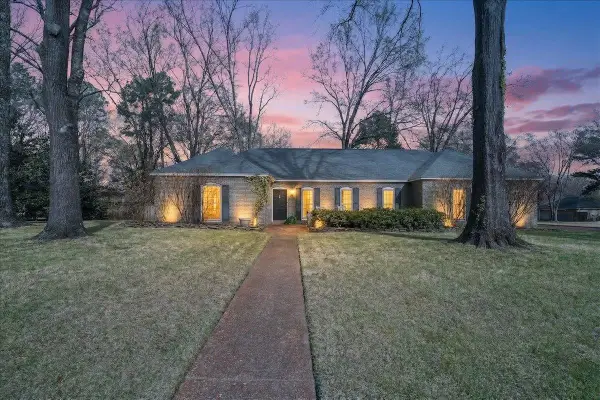 1831 RIVER VALLEY DR, Germantown, TN 38138