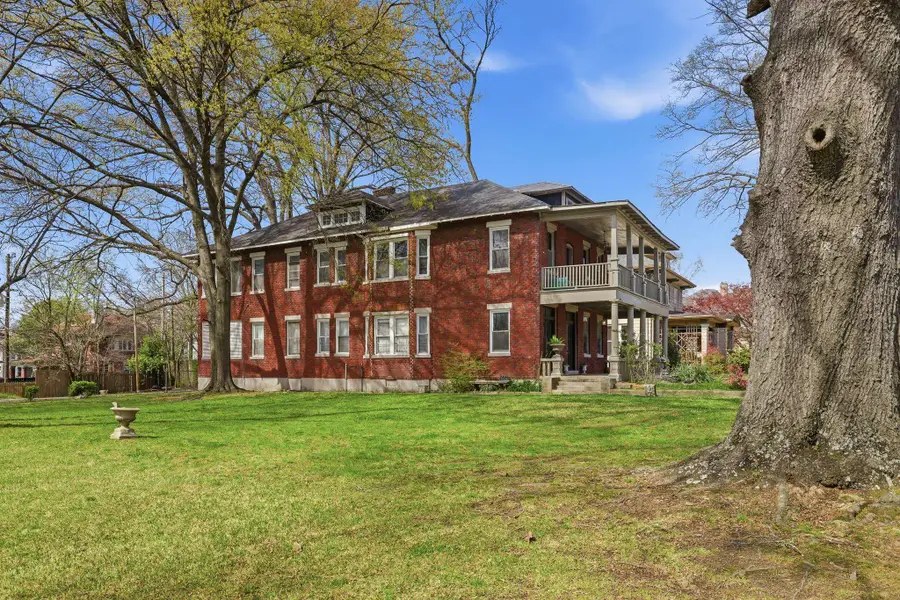 201 STONEWALL ST, Memphis, TN 38112 - #3