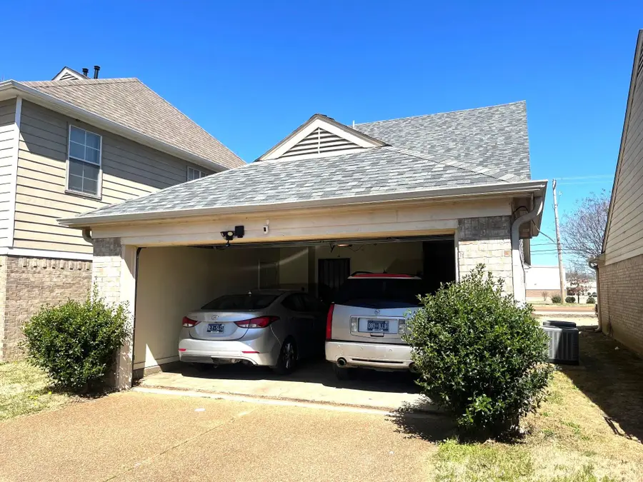 7909 LOWRANCE RD, Memphis, TN 38125 - #2