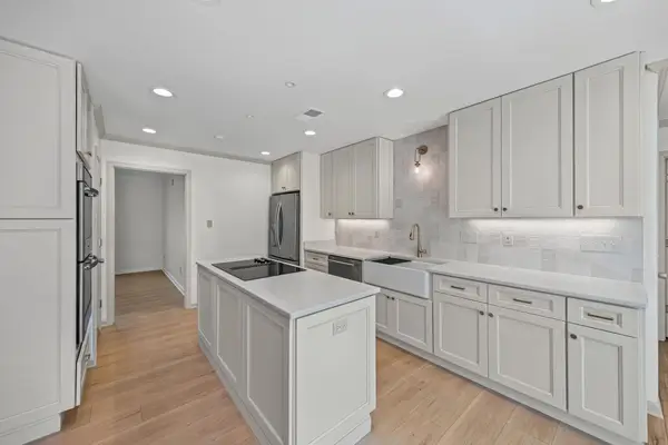 10661 CHAPEL HILL RD, Lakeland, TN 38002