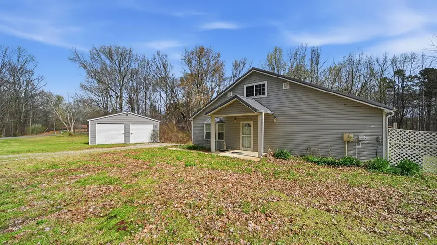 182 HICKORY HOLLOW DR, Drummonds, TN 38023 - #3