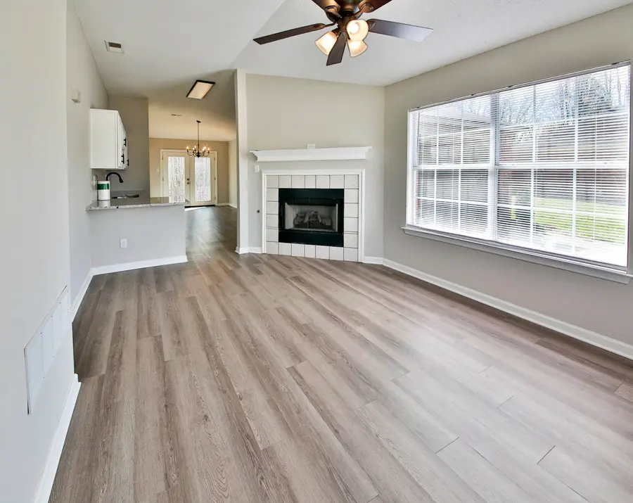 125 PINE RIDGE LN, Oakland, TN 38060 - #3