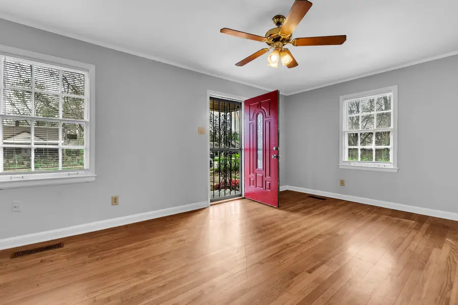 1887 N GRAHAM ST, Memphis, TN 38108 - #3