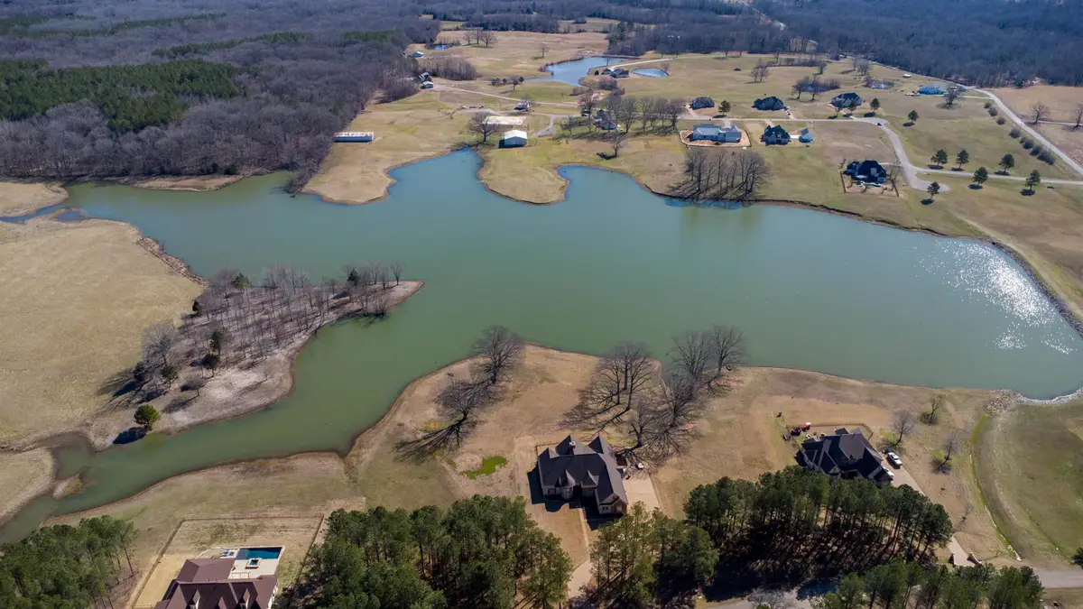 365 BELLE FARMS DR, Rossville, TN 38066 - #1