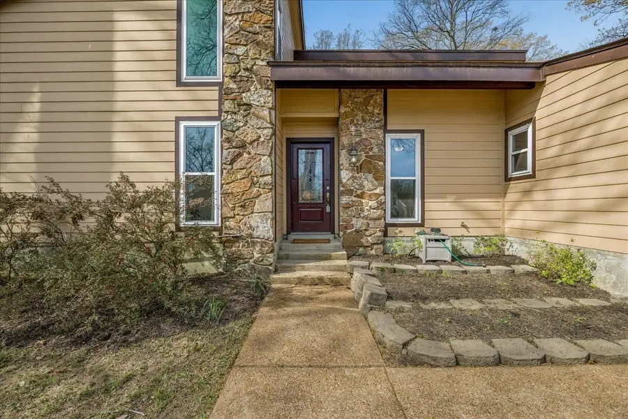 8255 HARDWOOD CV, Cordova, TN 38016 - #2