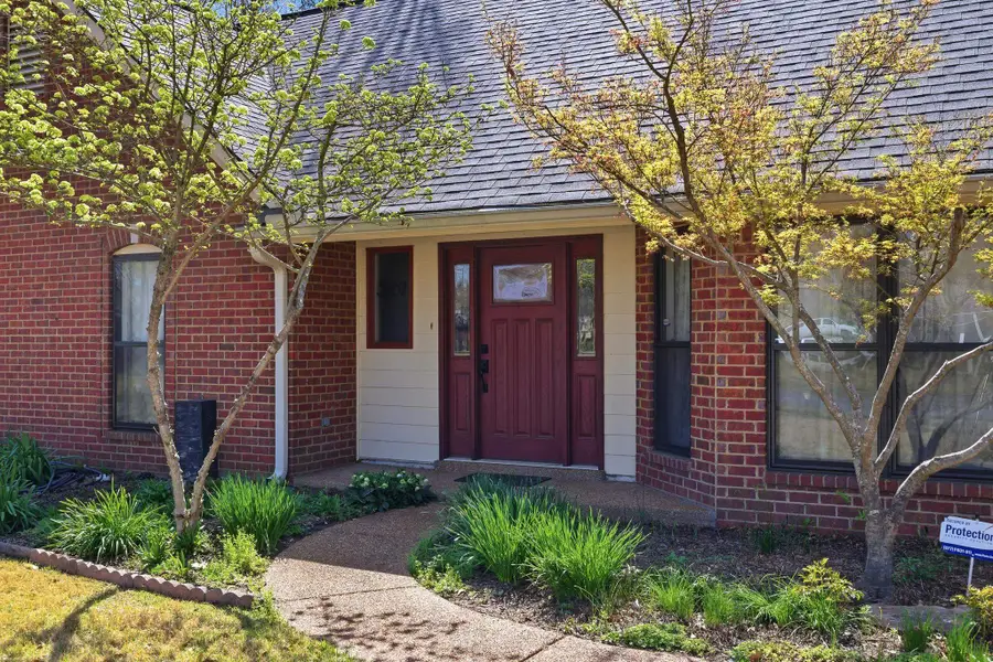 5167 TARRYTOWN DR, Memphis, TN 38117 - #3