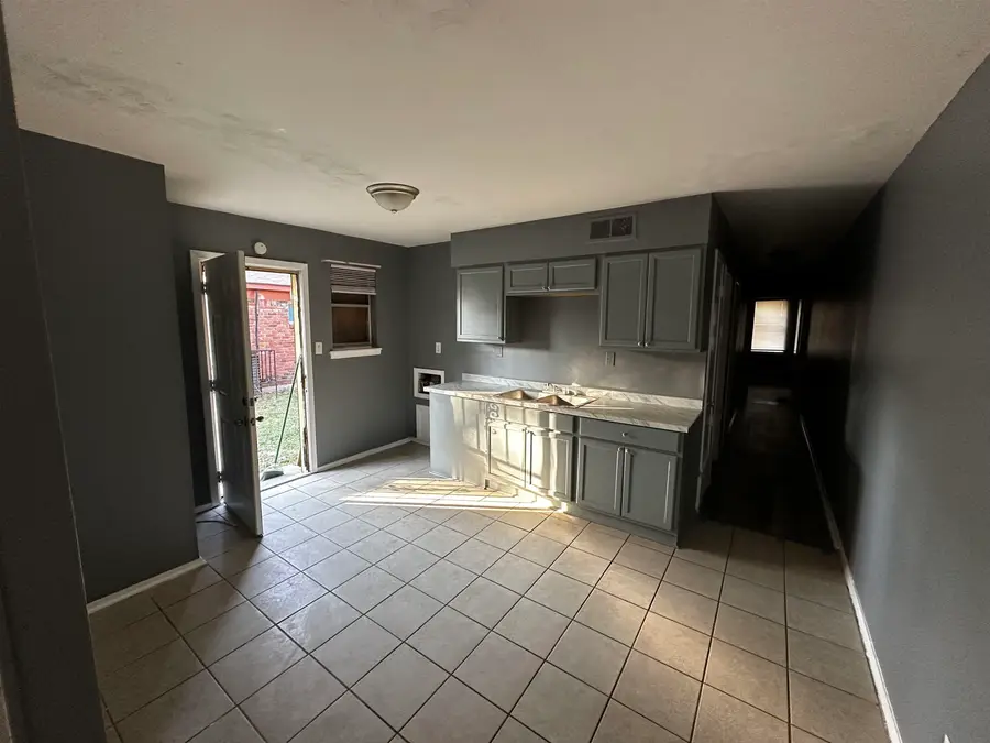 3176 YALE AVE, Memphis, TN 38112 - #2