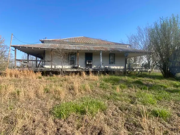 5405 COFFEE LANDING RD, Morris Chapel, TN 38361