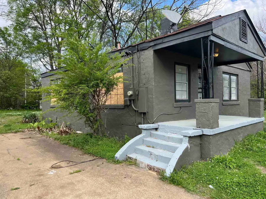 90 E TRIGG AVE, Memphis, TN 38106 - #2