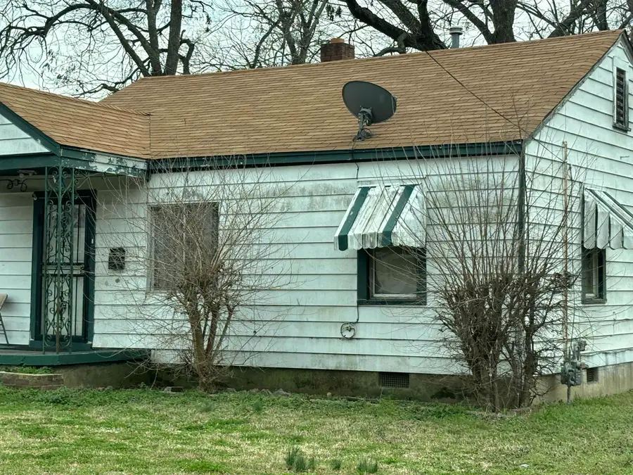 1983 HUBERT AVE, Memphis, TN 38108 - #3