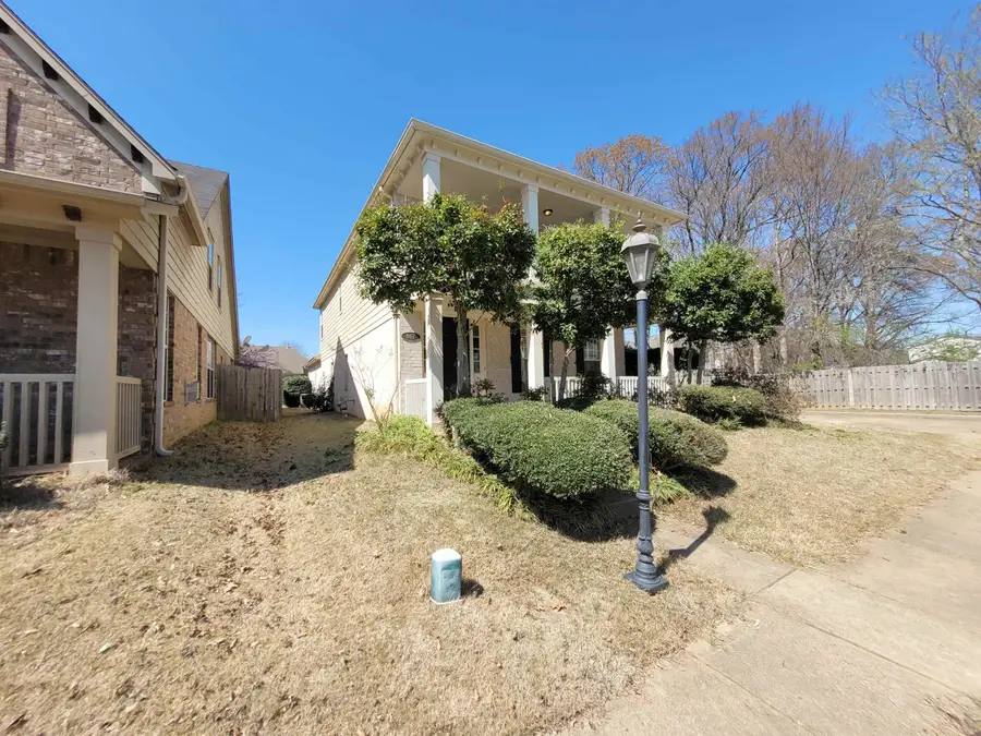 967 CAIRN CREEK DR, Cordova, TN 38018 - #2