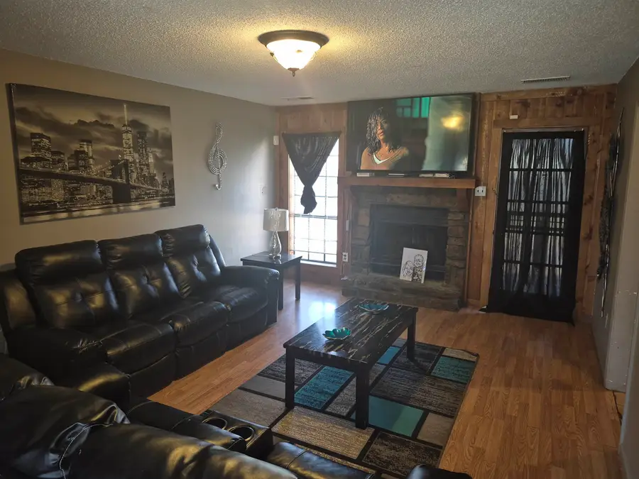 4053 FRIENDLY WAY DR, Memphis, TN 38115 - #2