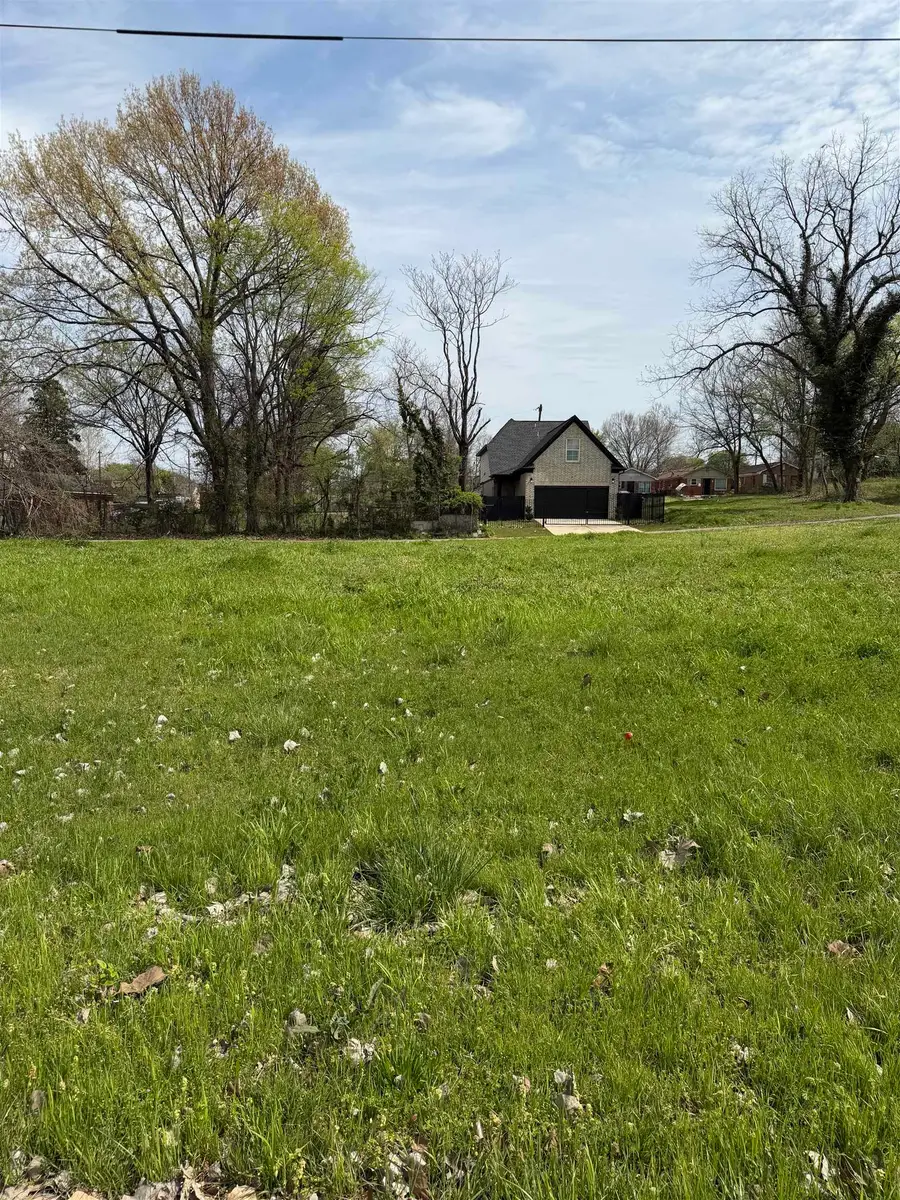 920 N FRONT ST, Memphis, TN 38107 - #2