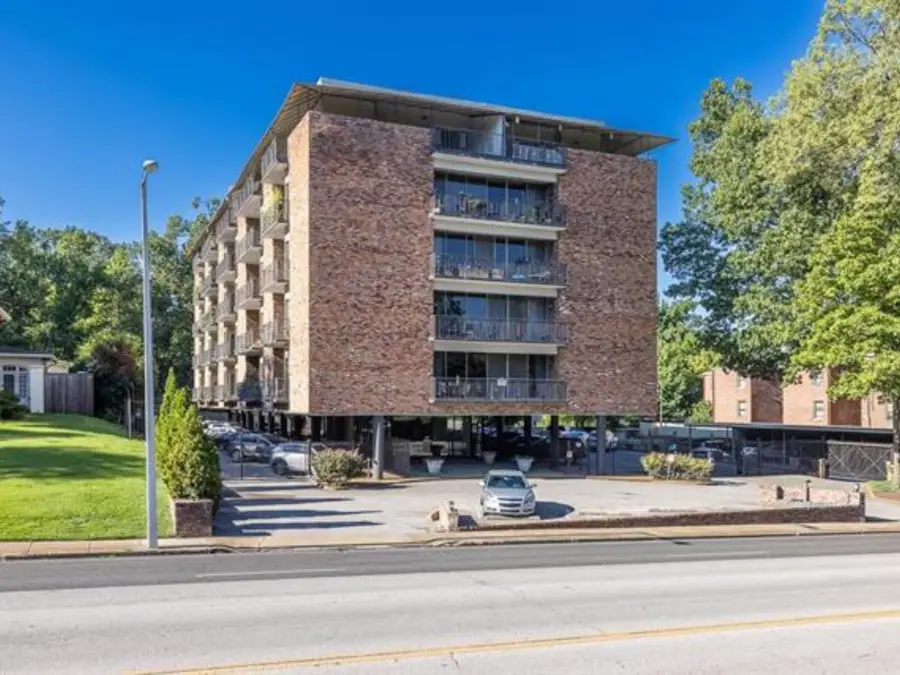 2195 POPLAR AVE #304, Memphis, TN 38104 - #2