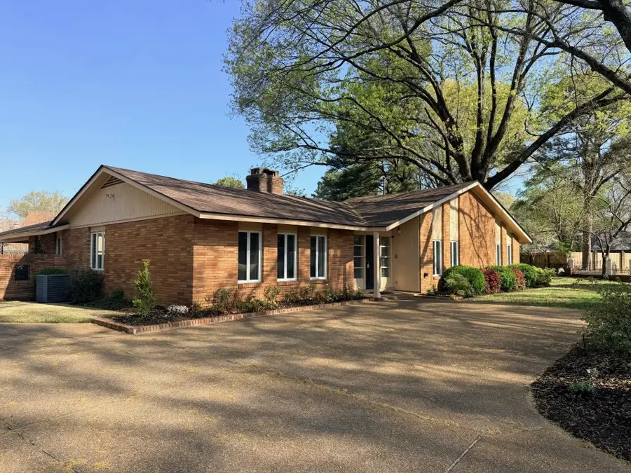 845 REDDOCH ST, Memphis, TN 38120 - #3