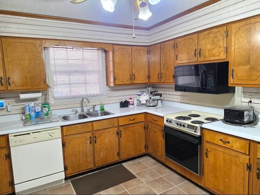 5144 SCHUTT RD, Memphis, TN 38116 - #3