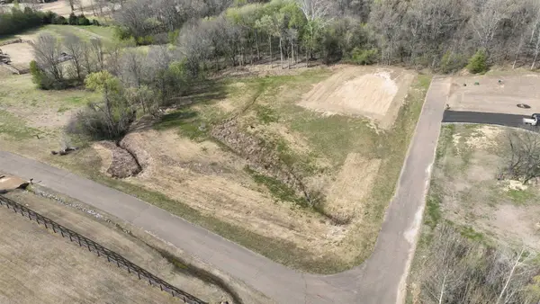 135 THISTLE DR, Arlington, TN 38002