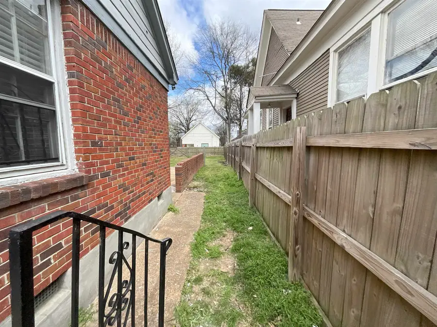 1244 TUTWILER ST, Memphis, TN 38107 - #3
