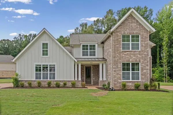 7037 WALKER FARMS DR, Bartlett, TN 38002