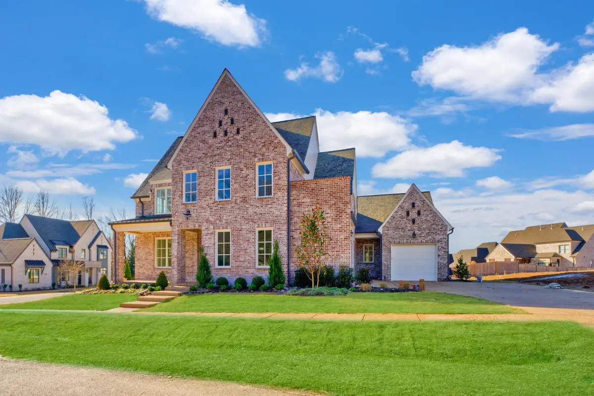 527 BRANGUS VALLEY DR, Collierville, TN 38017 - #1