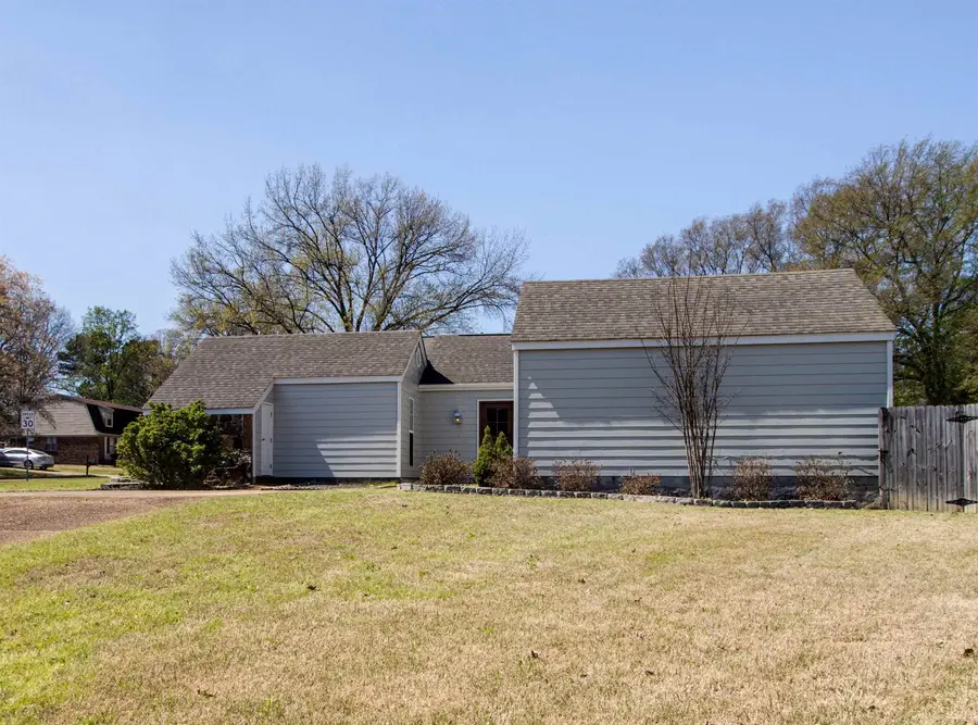 5818 BOBBITT DR, Bartlett, TN 38134 - #3