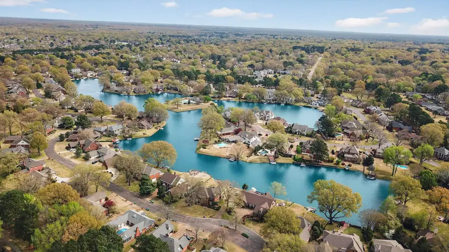 2243 W GLENALDEN DR, Germantown, TN 38139 - #2