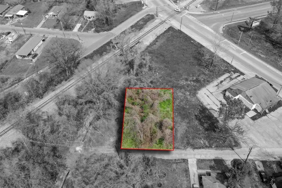 136 W NORWOOD AVE, Memphis, TN 38109 - #3