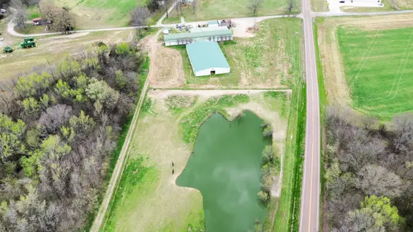 7650 HIGHWAY 18 HWY, Hickory Valley, TN 38042-5202