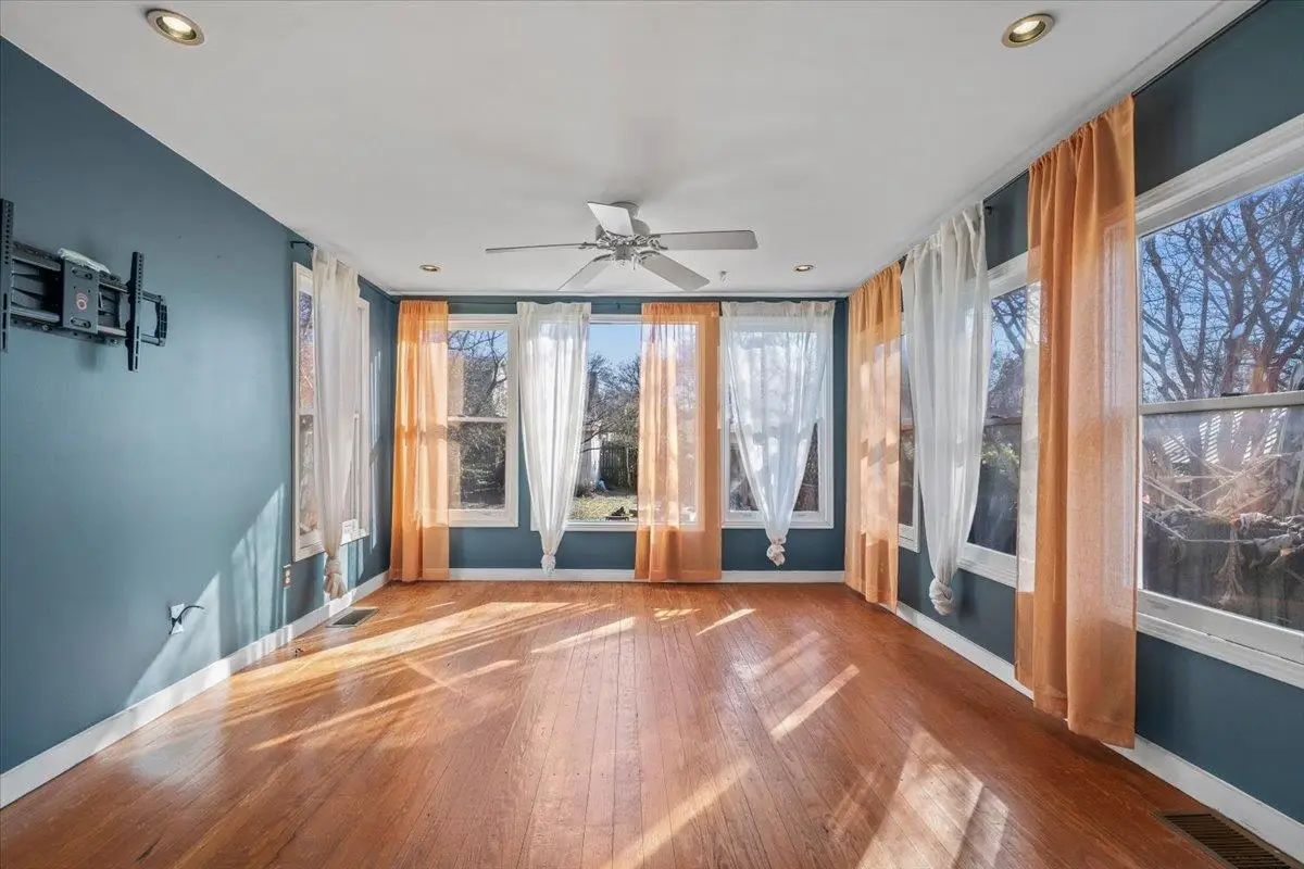 2069 VINTON AVE, Memphis, TN 38104 - #1