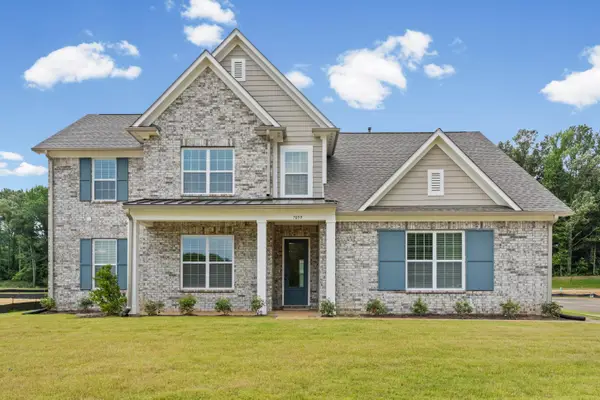 7059 WALKER FARMS DR, Bartlett, TN 38002