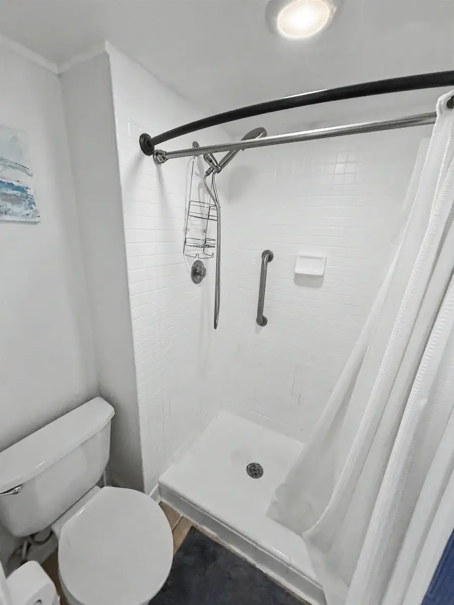6592 S POPLAR WOODS CIR S #1, Germantown, TN 38138 - #2