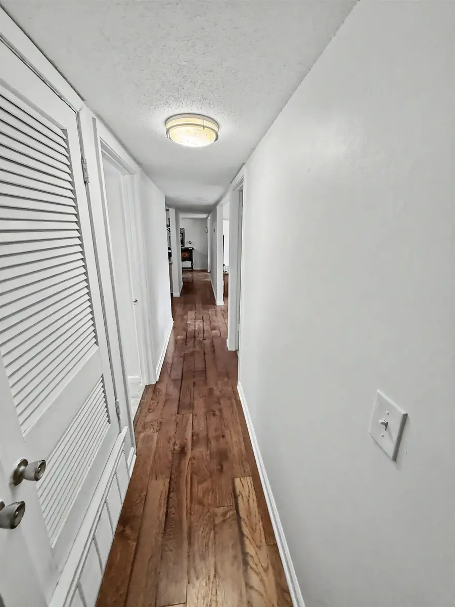6592 S POPLAR WOODS CIR S #1, Germantown, TN 38138 - #3