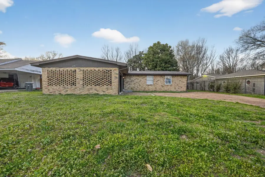 4859 ORTIE DR, Memphis, TN 38109 - #2