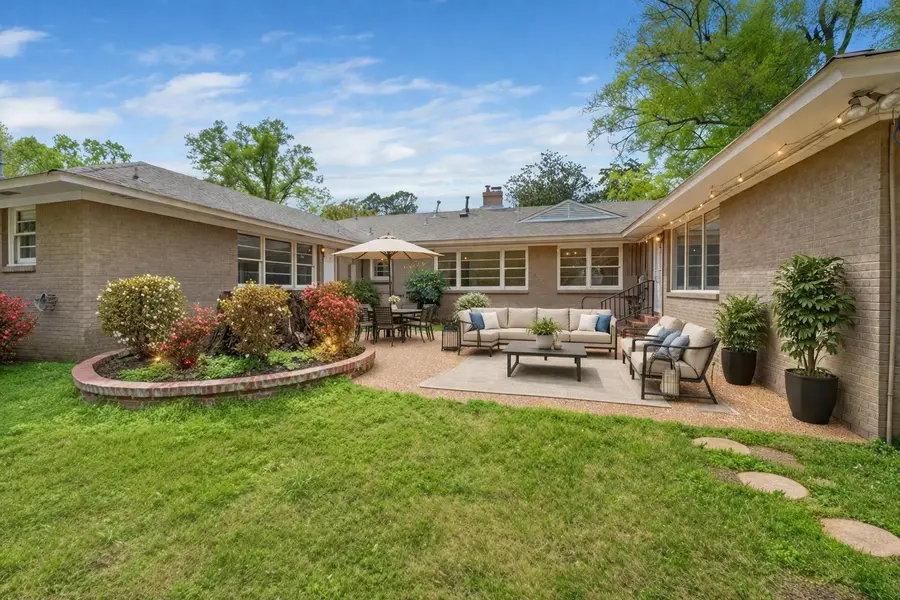 264 BARRY RD, Memphis, TN 38117 - #2