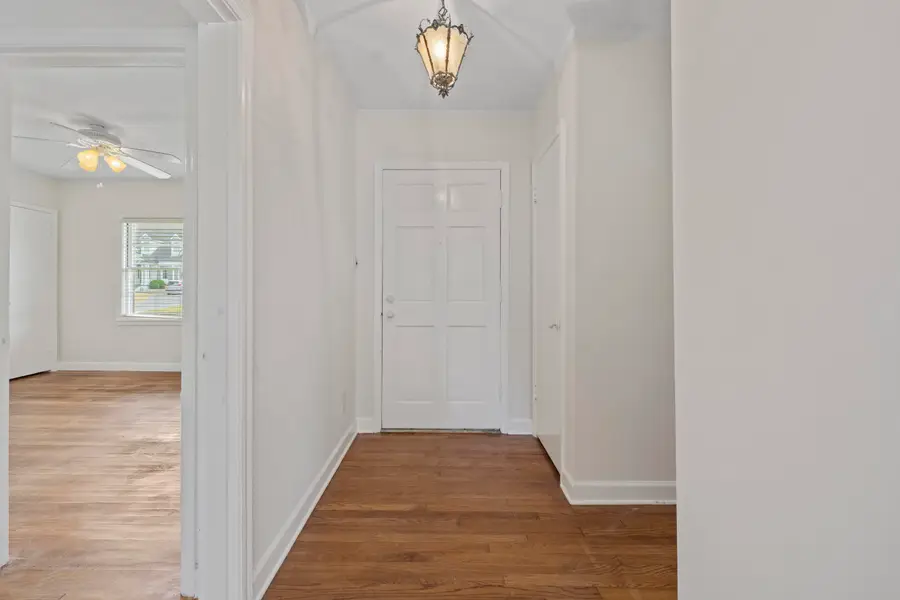 264 BARRY RD, Memphis, TN 38117 - #3